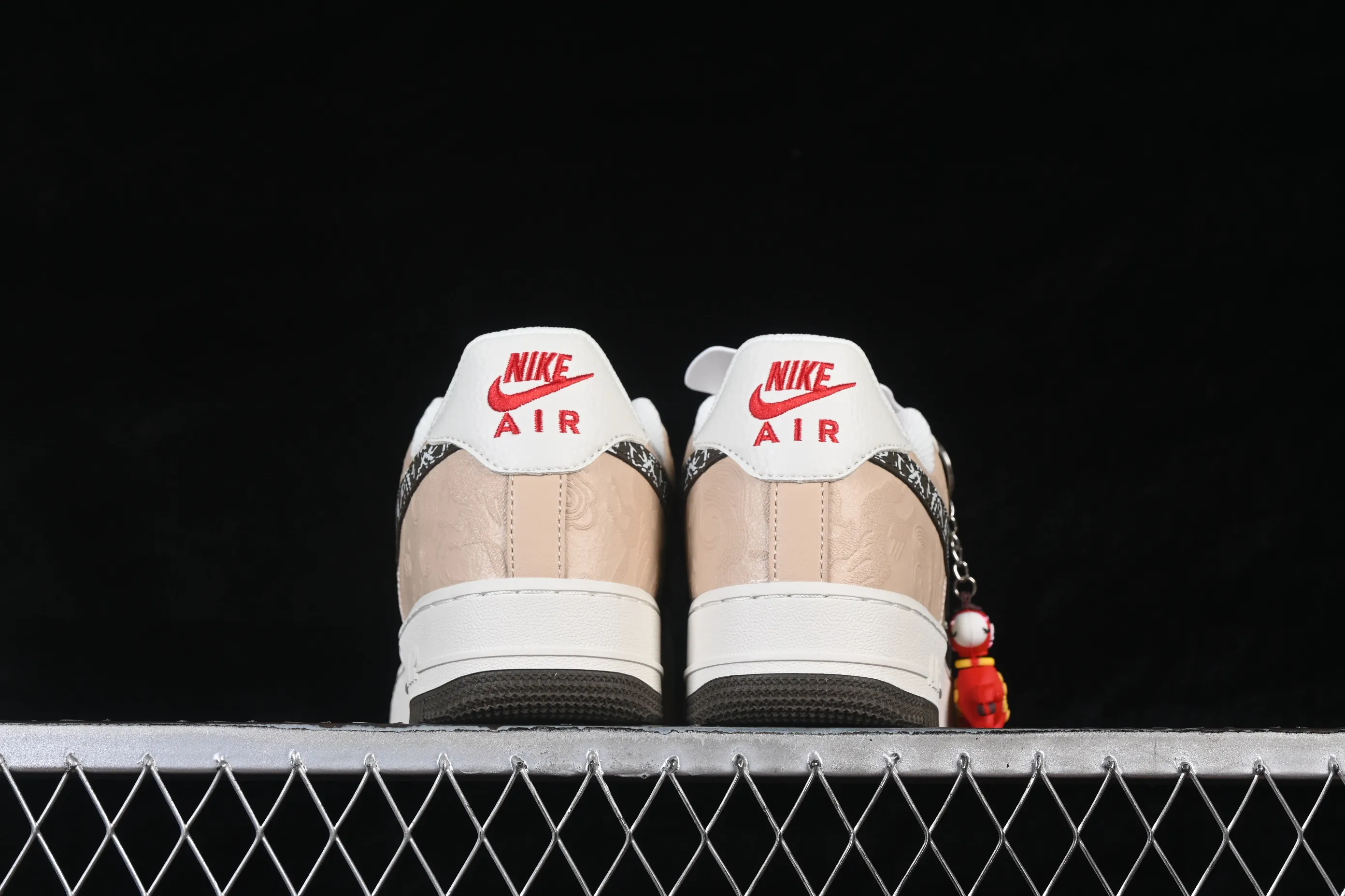 All categories Nk Air Force 1 Air Force series Nk Air Force 1 Low Air Force low top Nike Air Force 1'07 Low Year of the Horse limited edition plain brown condensed smoke Air Force 1 low top casual sneakers NH0601-537